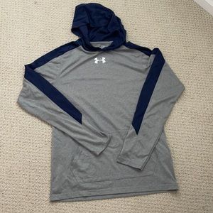 Under Armour hooded king sleeve
